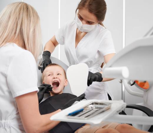 Crowded Teeth Treatment For Children